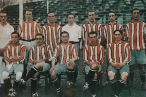 River Plate campeón 1920. En Héroes de Tiento se da cuenta del profesionalismo de sus jugadores. 
