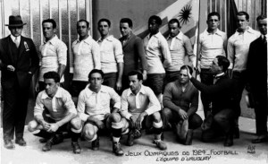 En 1924 nació la leyenda "Celeste". ¿Qué hubiera pasado si las disputas internas de nuestro fútbol nos hubiera permitido viajar?